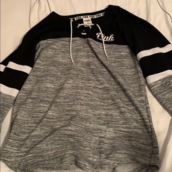 Victoria secret pink sweater - Picture 1 of 3